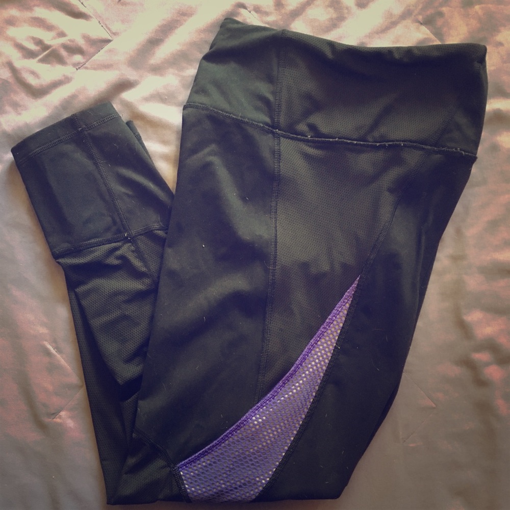 Victoria’s Secret Sport workout leggings